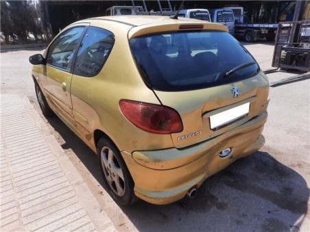 Peugeot 206  1 6 16V