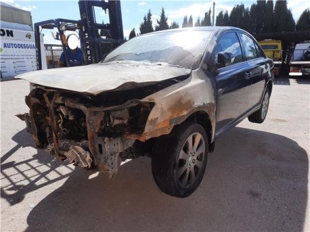 Toyota AVENSIS BERLINA 2 2 D-4D 