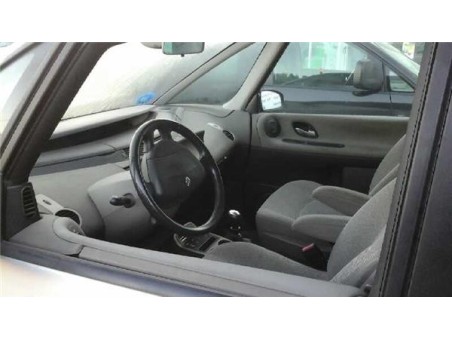 Renault ESPACE IV 2 2 dCi Turbodiesel 