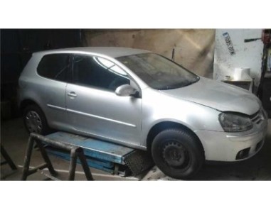 Volkswagen GOLF V BERLINA 2 0 TDI 