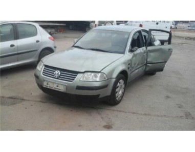 Volkswagen PASSAT BERLINA 2 0 