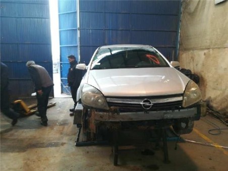 Opel ASTRA H BER  1 7 16V CDTI 