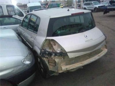 Renault MEGANE II BERLINA 5P 1 5 dCi D  2