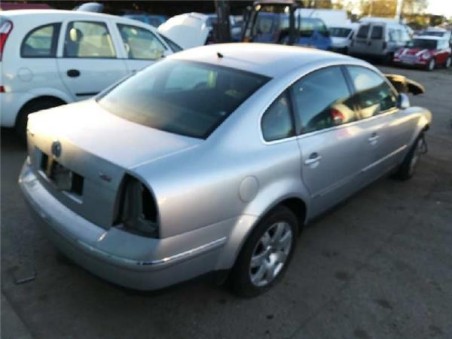 Volkswagen PASSAT BERLINA 1 9 TDI 