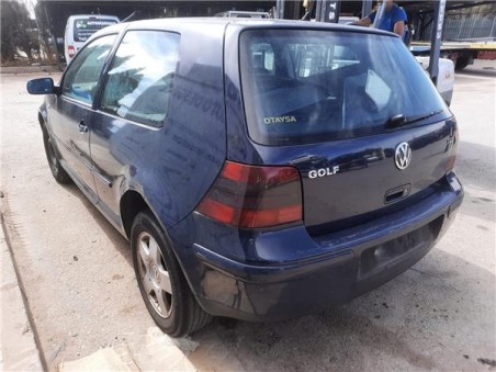 Volkswagen Golf IV Berlina  1 9 TDI