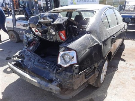 Volkswagen Passat Berlina  2 0 TDI 16V