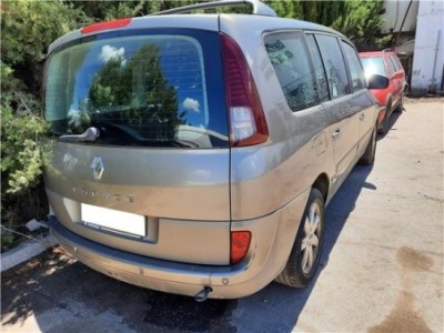Renault ESPACE IV 2 0 dCi D  2