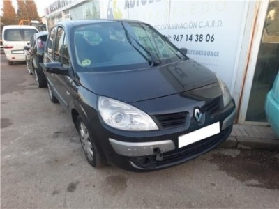 Renault Scenic II  1 5 dCi