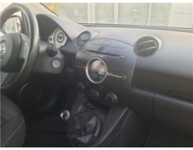 Mazda 2 Berlina  1 3