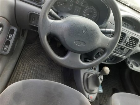 Renault Clio II Fase I  1 2  